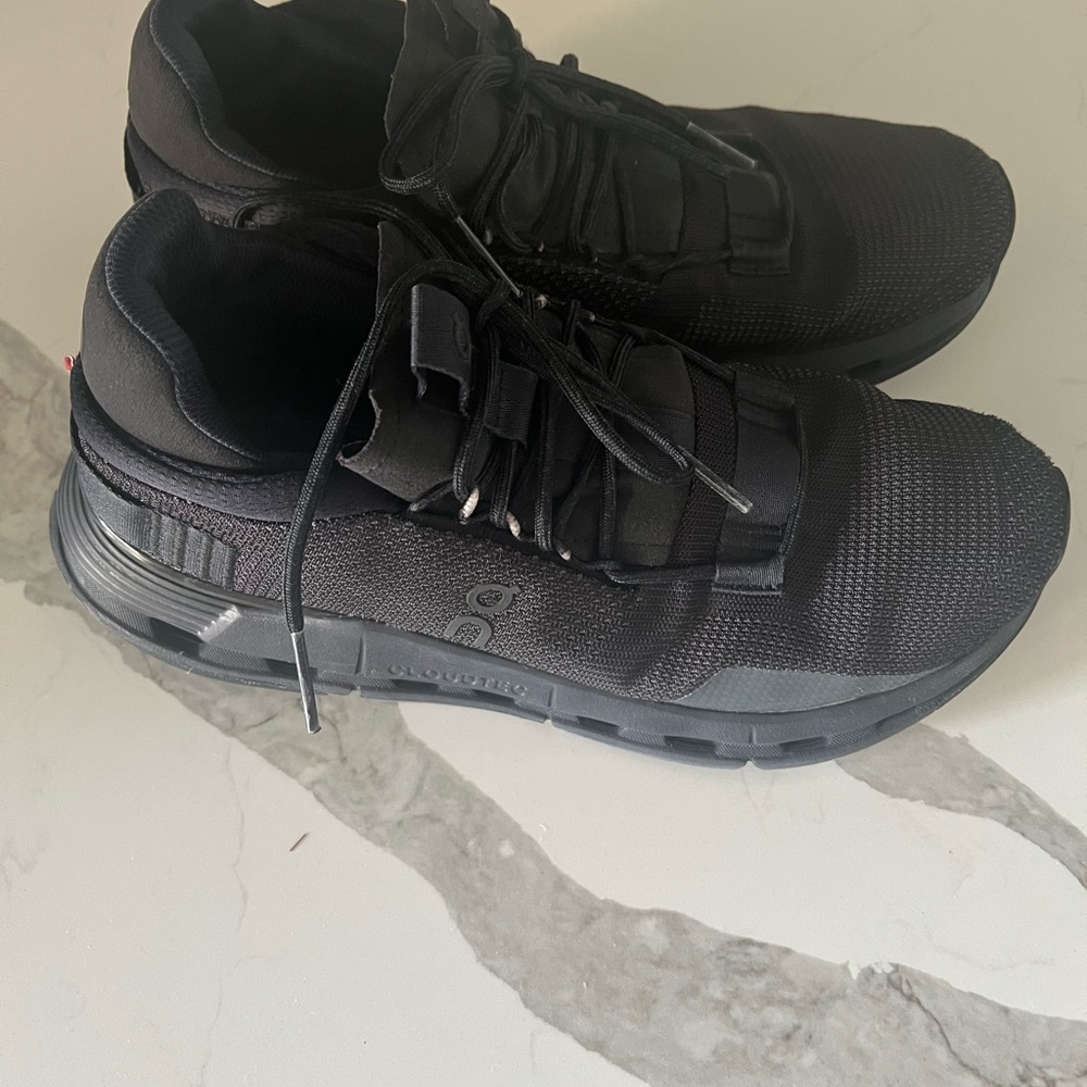 On Running Women's Black Athletic Shoes